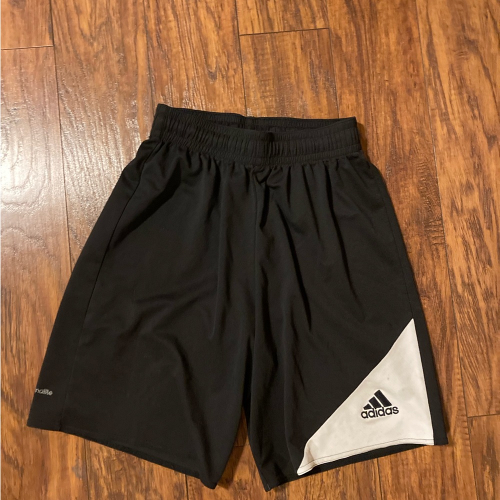 - Size Youth XL
- Adidas